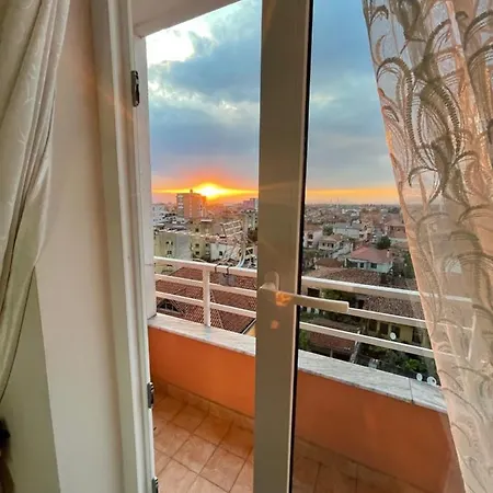 Lunar Apartament Apartment