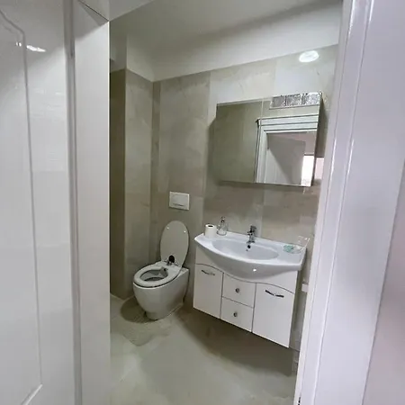 Lunar Apartament Apartment